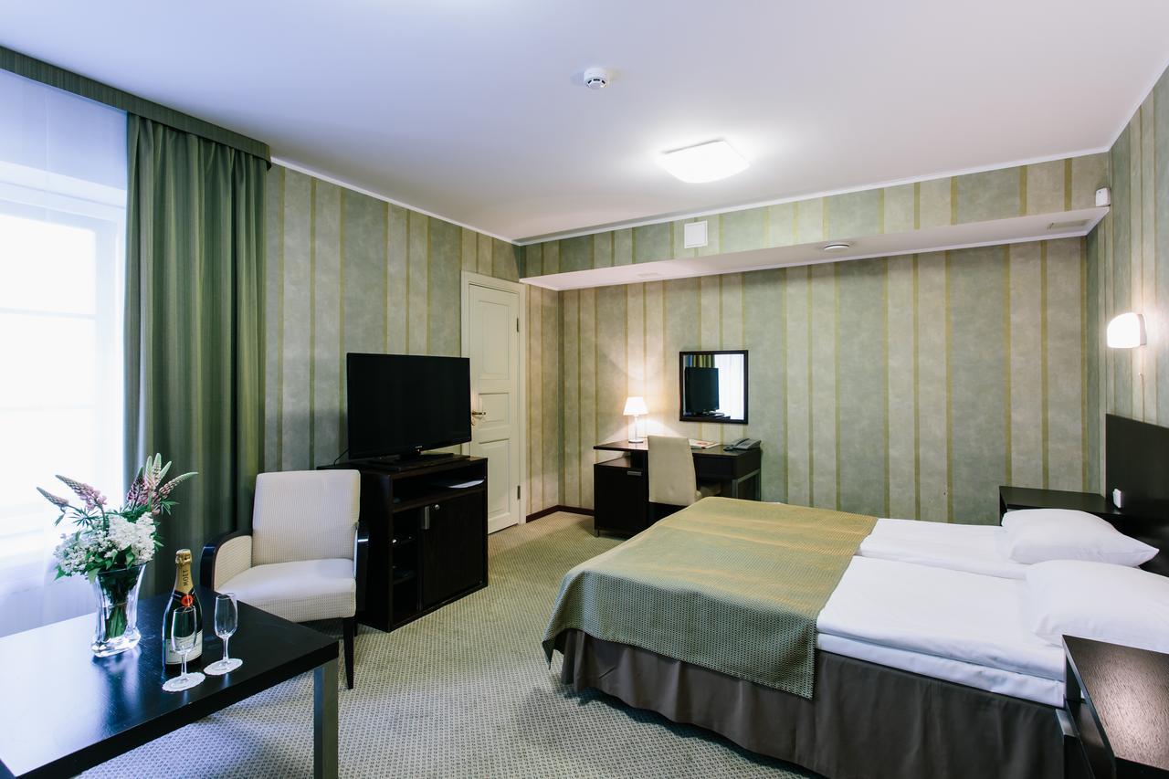 Hestia Hotel Maestro Old Town Tallinn Extérieur photo