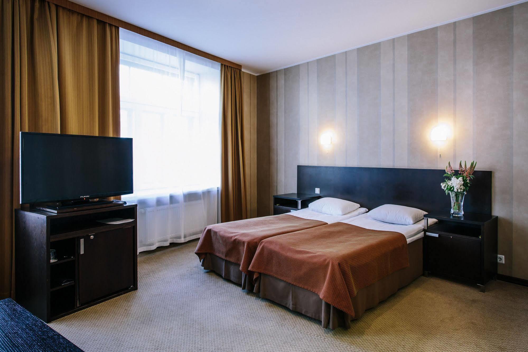 Hestia Hotel Maestro Old Town Tallinn Extérieur photo