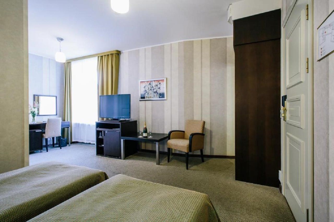 Hestia Hotel Maestro Old Town Tallinn Extérieur photo